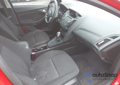 2016 Ford Focus Se z USA, uszkodzony, nr VIN 1FADP3FE6GL360342